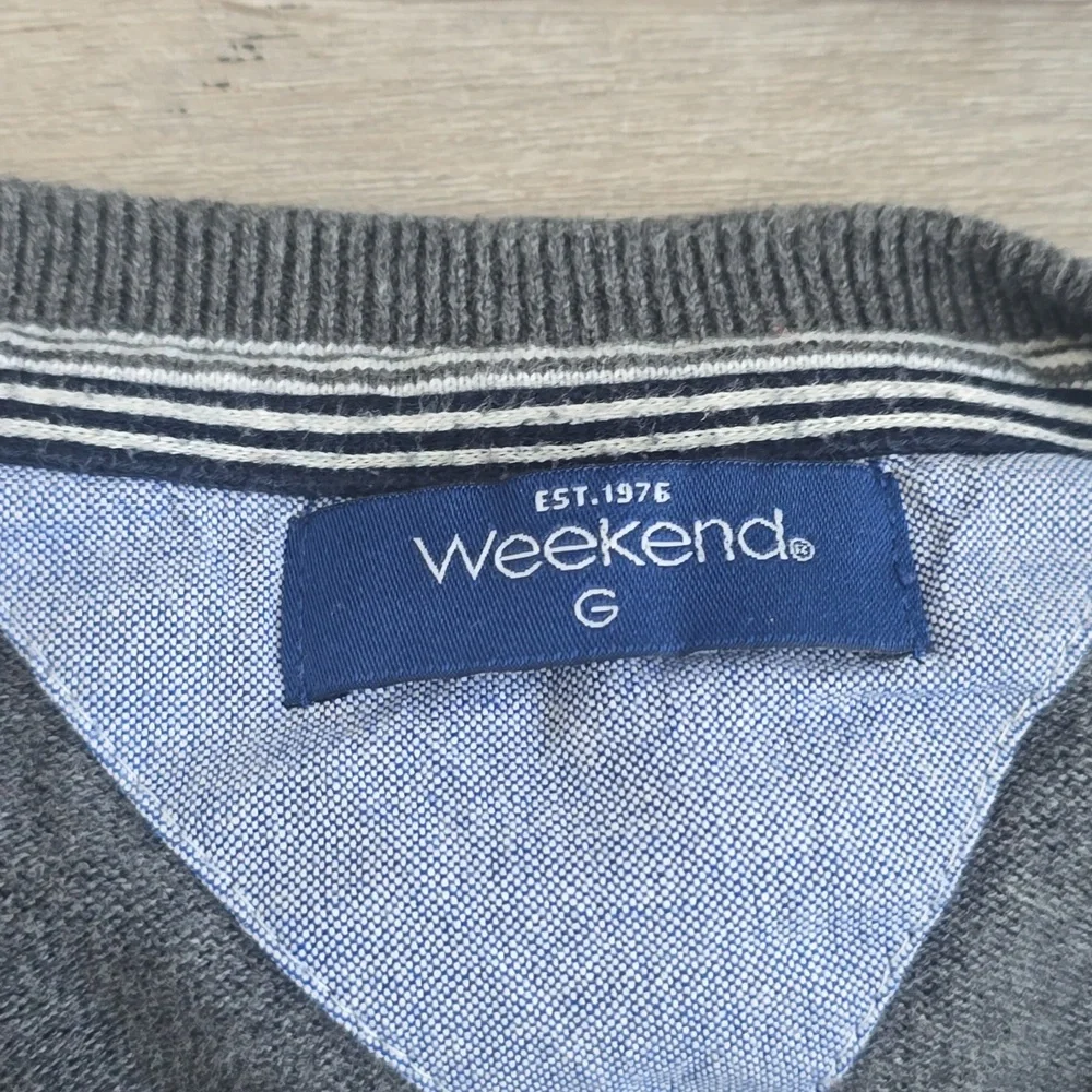 Sweater - Picture 5 of 7